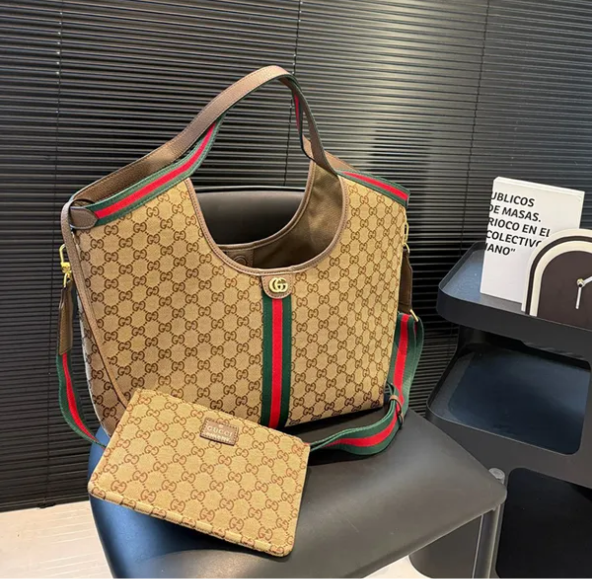 sac cabas Gucci Giglio en toile GG avec pochette amovible