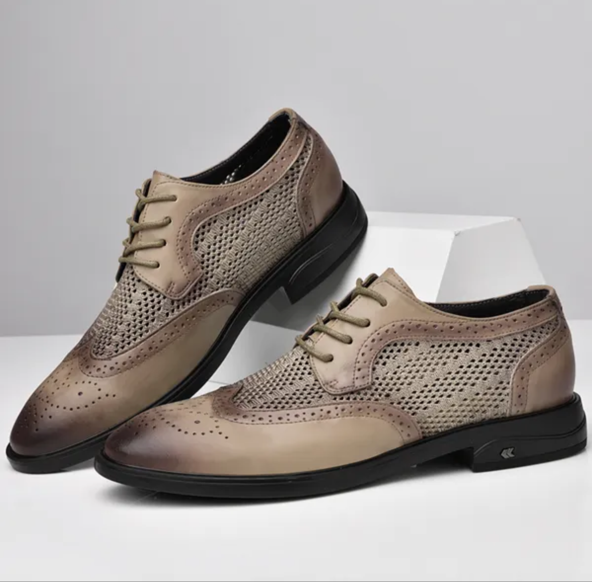 Nouveaux hommes de mode oxfords chaussures de cuir authentique homme