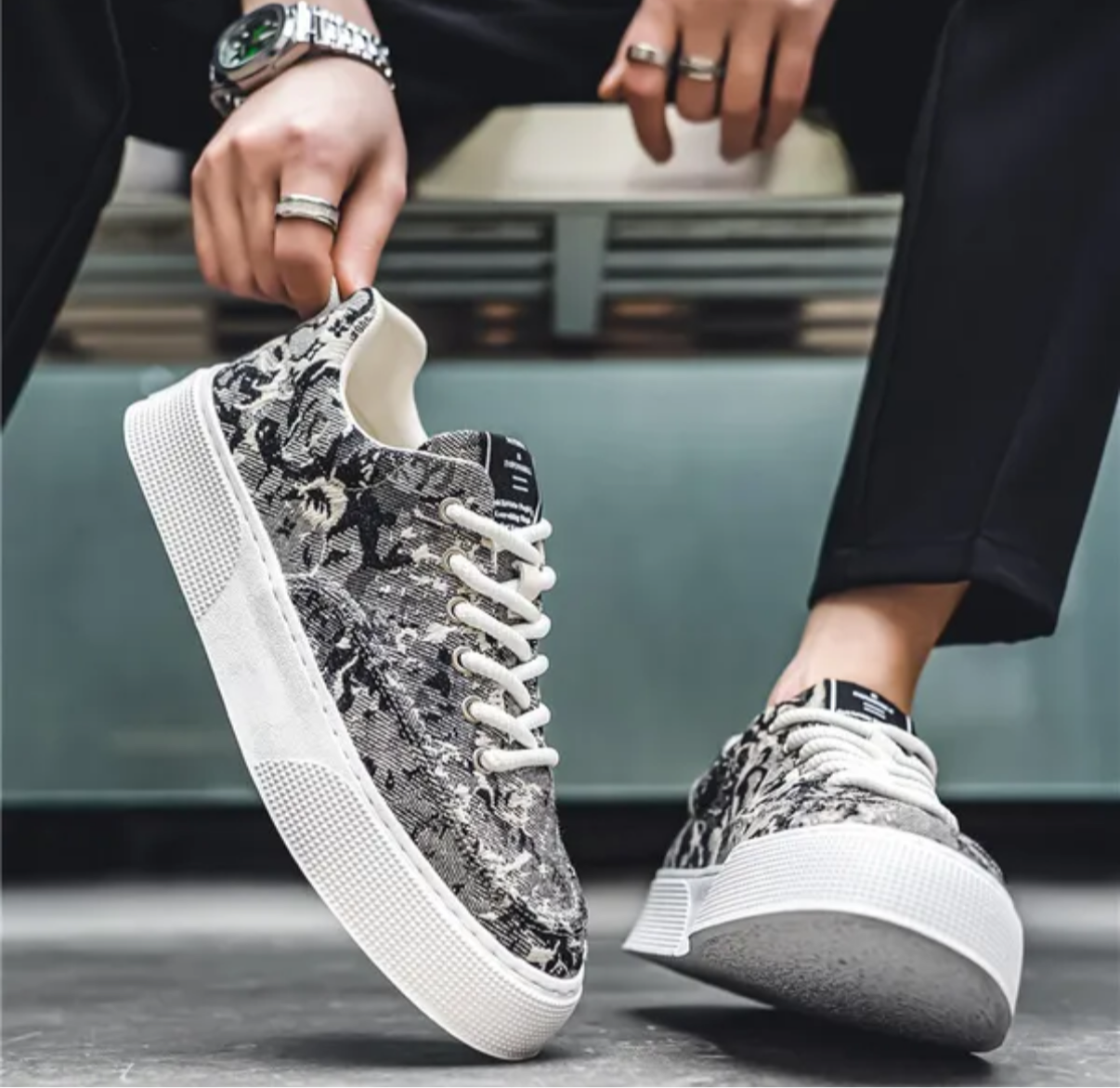 Chaussures de mode homme grande taille en toile à semelle épaisse imprimée tendance