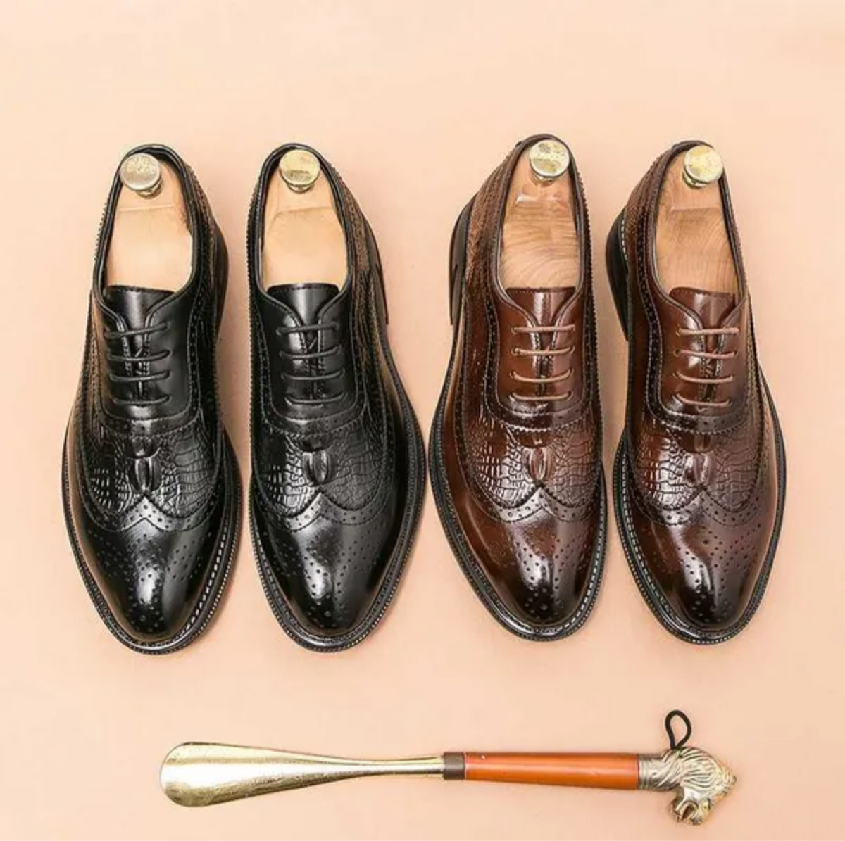 Luxury Men Brog Dress Shoes Men Suit Chaussures décontractées Business Cuir Chaussures