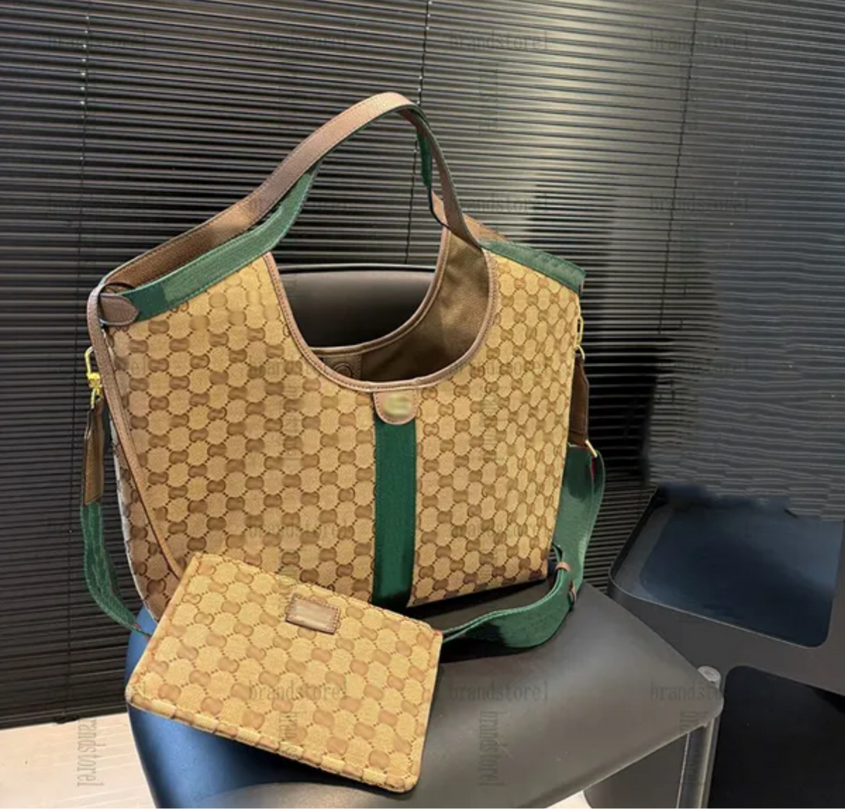 sac cabas Gucci Giglio en toile GG avec pochette amovible